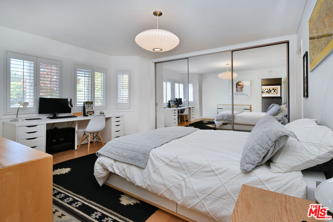 130 Dapplegray Road Bell Canyon, CA 91307 - Photo 27 of 48 a large bedroom with a bed and furniture