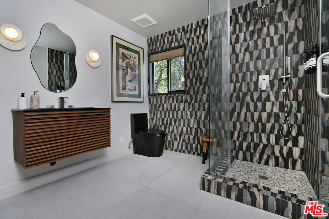 130 Dapplegray Road Bell Canyon, CA 91307 - Photo 33 of 48 a view of a livingroom with furniture and window