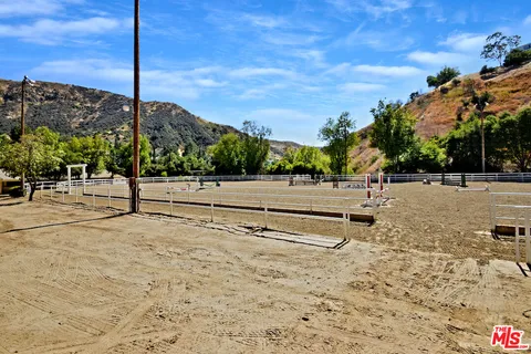 $3,895,000 | 130 Dapplegray Road, Bell Canyon, CA 91307
