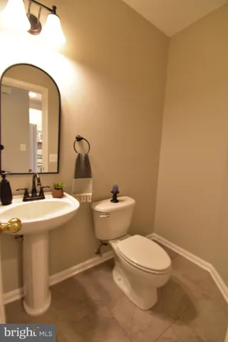 $3,995 | 5053 Kilburn Street, Alexandria, VA 22304