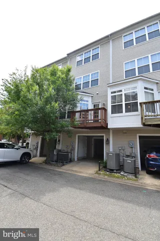 $3,995 | 5053 Kilburn Street, Alexandria, VA 22304