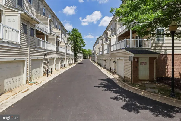 $3,995 | 5053 Kilburn Street, Alexandria, VA 22304