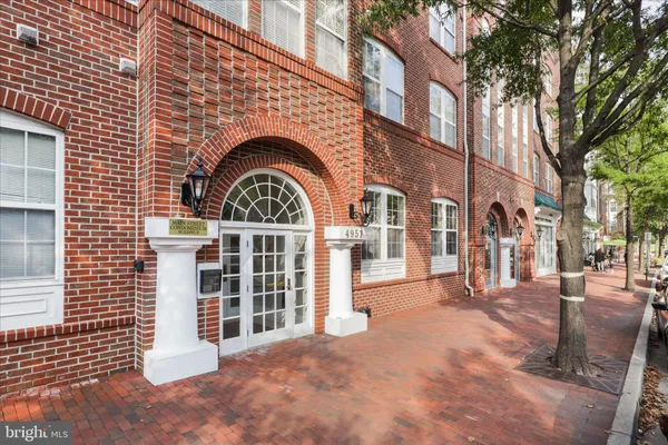 $3,995 | 5053 Kilburn Street, Alexandria, VA 22304