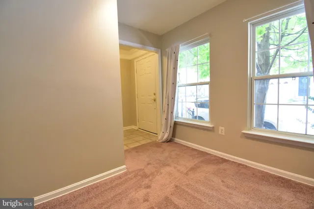 $3,995 | 5053 Kilburn Street, Alexandria, VA 22304