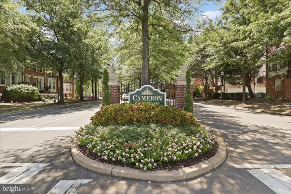 $3,995 | 5053 Kilburn Street, Alexandria, VA 22304