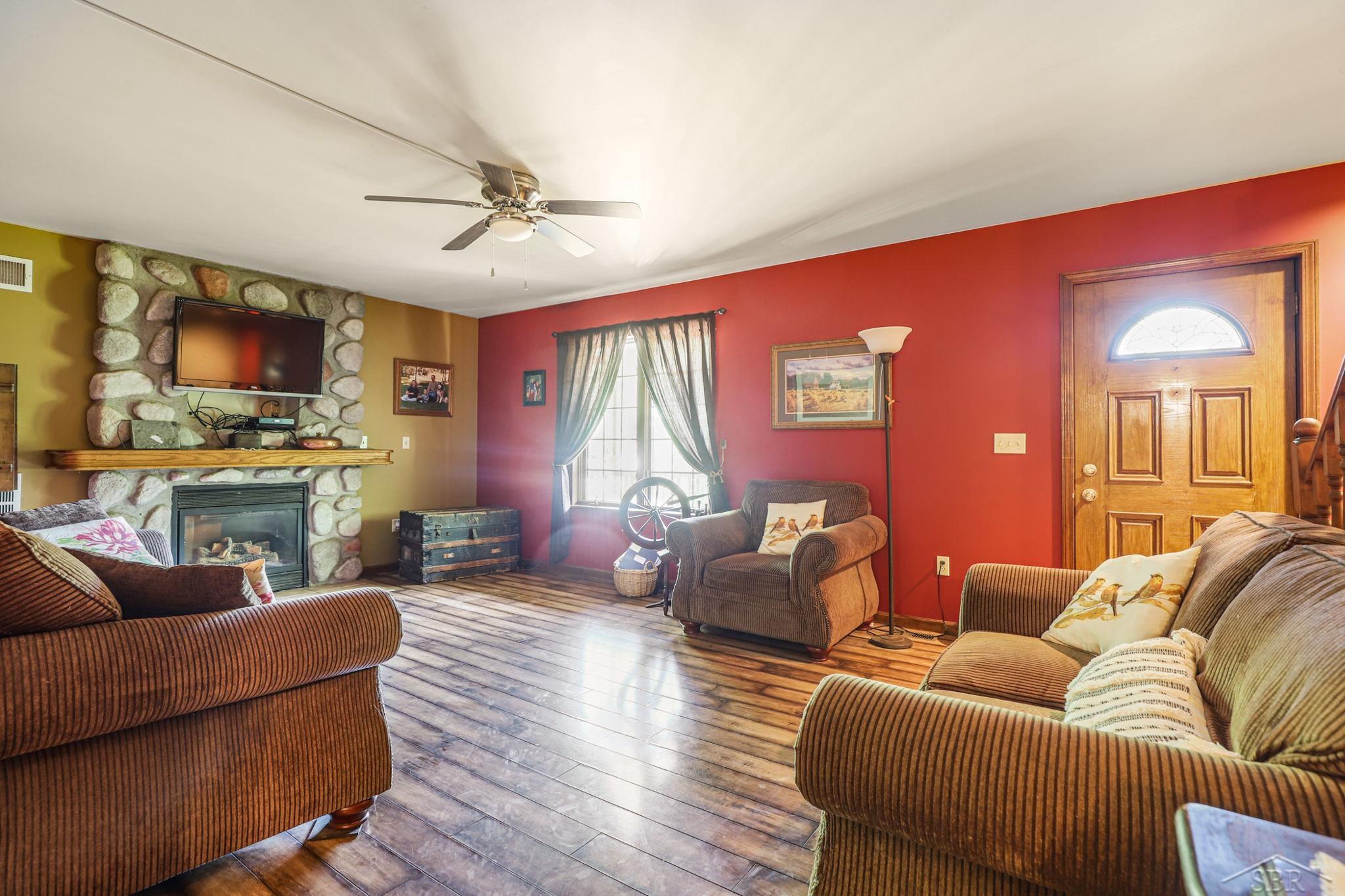 8107 West Dodge Road Montrose, MI 48457 - Photo 7 of 52 50084275-8.JPG