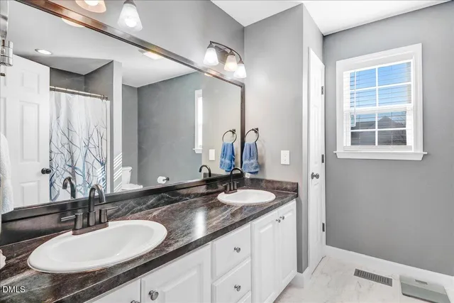 $275,000 | 301 Towbridge Lane, Goldsboro, NC 27534