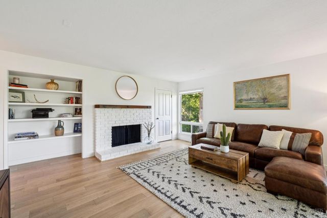 $1,799,000 | 25 Palomino Circle, Novato, CA 94947