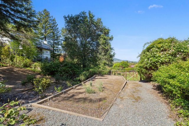 $1,799,000 | 25 Palomino Circle, Novato, CA 94947