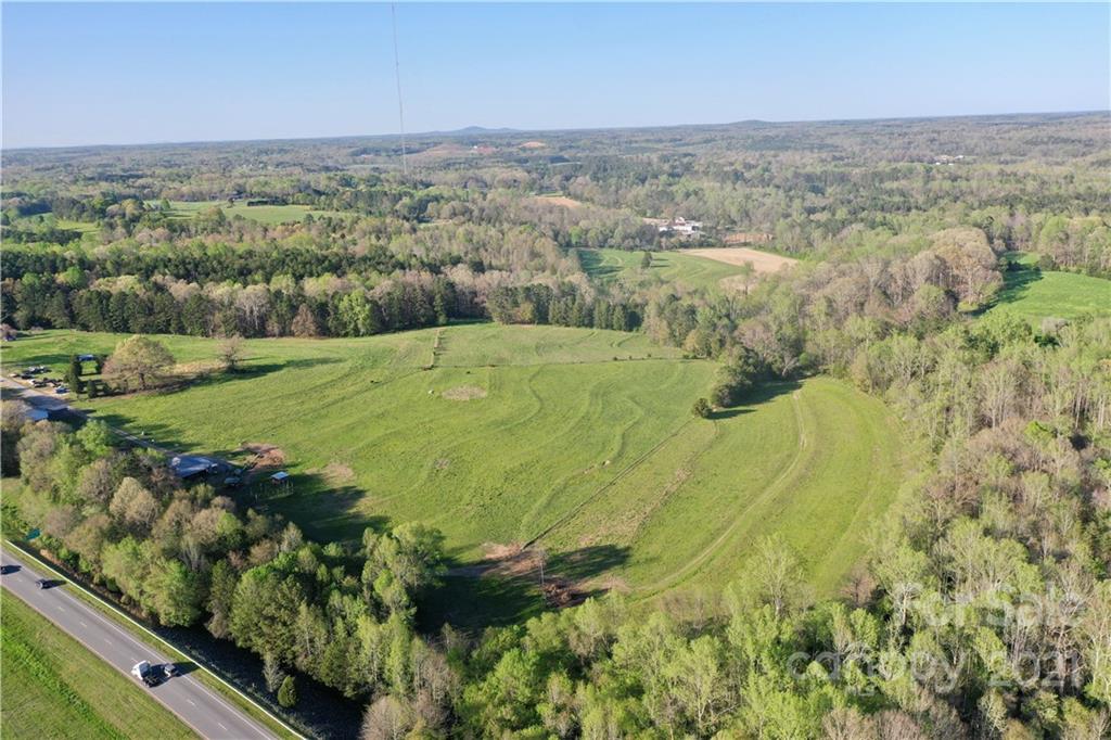 194 White Farm Road Dallas, NC 28034 - Photo 1 of 10 Gallery Image 1