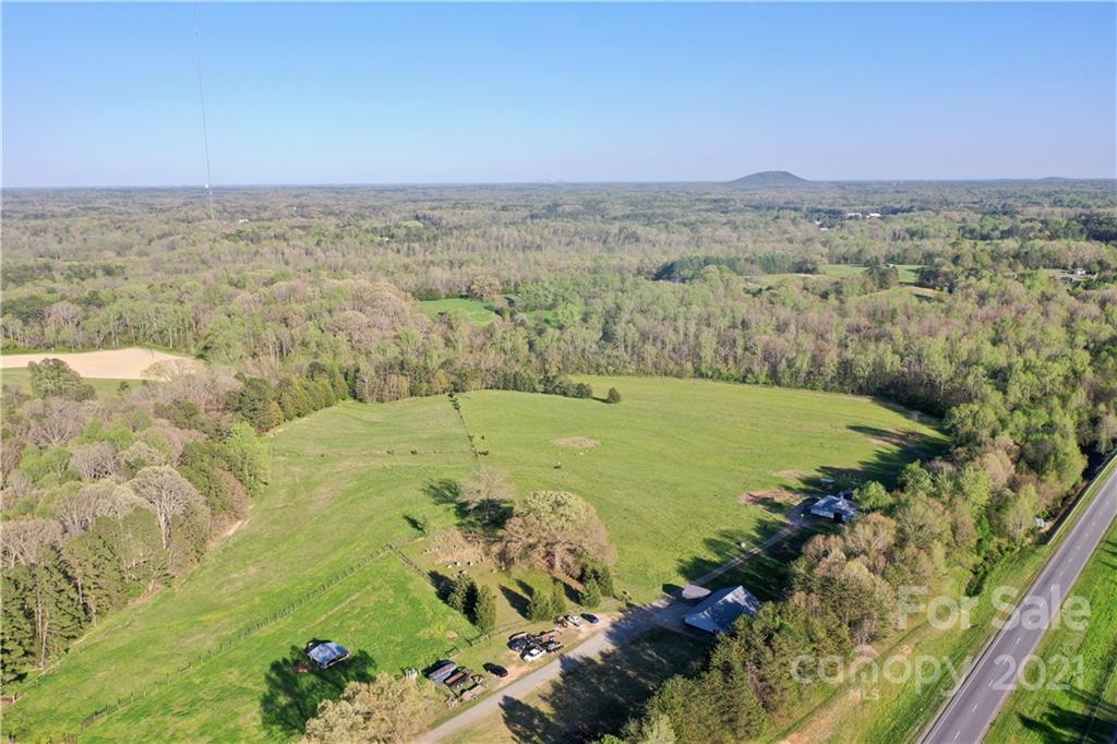 194 White Farm Road Dallas, NC 28034 - Photo 5 of 10 Gallery Image 5