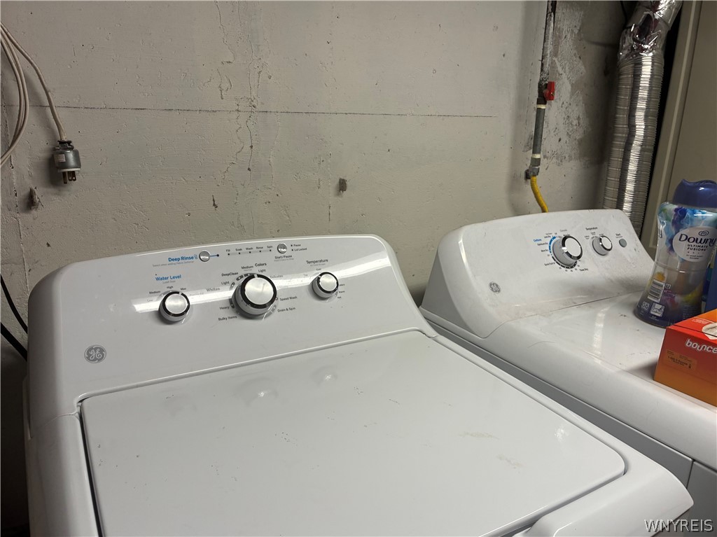 3979 Ridge Lea Drive Newfane, NY 14094 - Photo 37 of 50 WASHER/DRYER NEG.