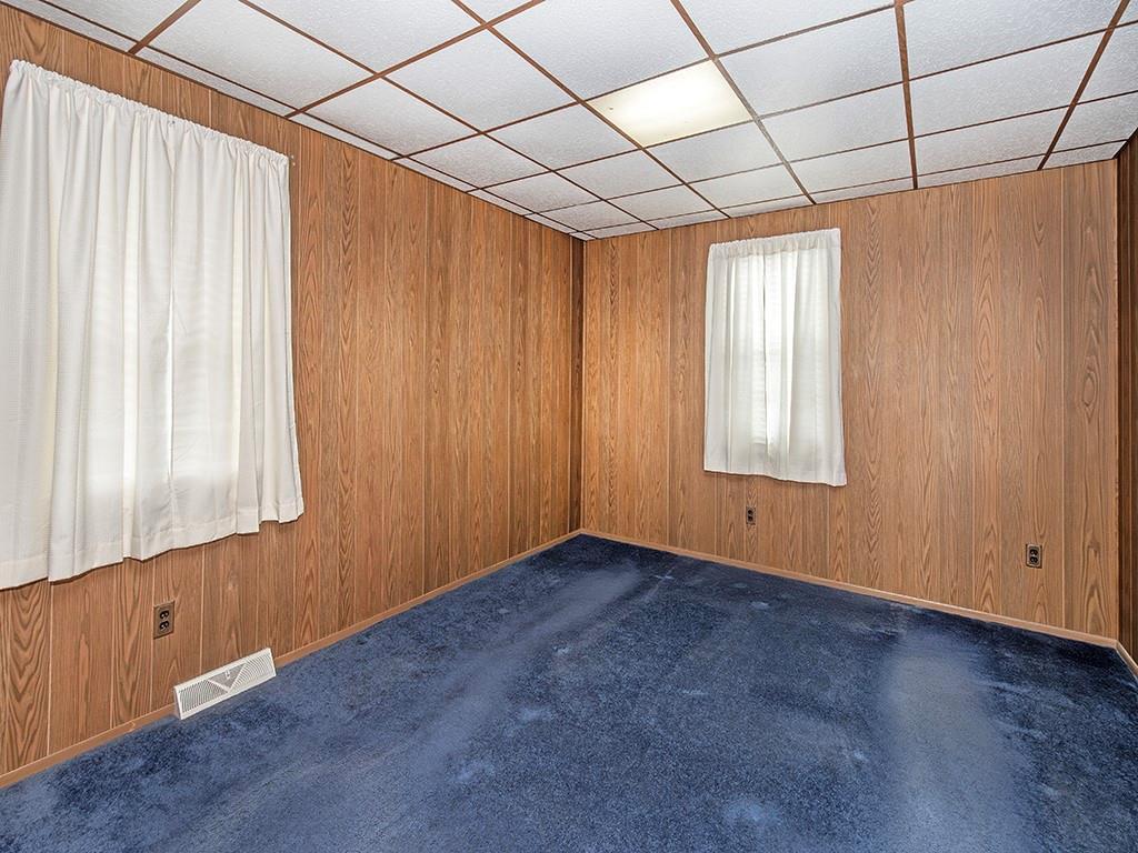 127 Lily Street Apollo, PA 15613 - Photo 12 of 27 an empty room with windows