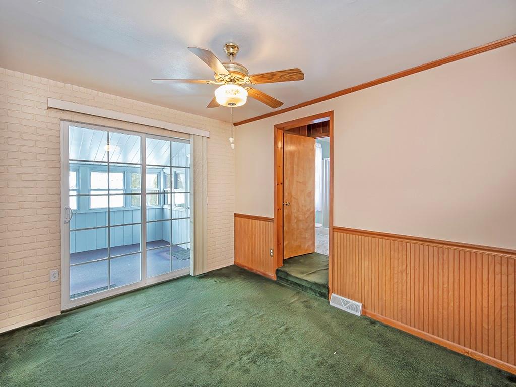 127 Lily Street Apollo, PA 15613 - Photo 6 of 27 an empty room with windows and closet