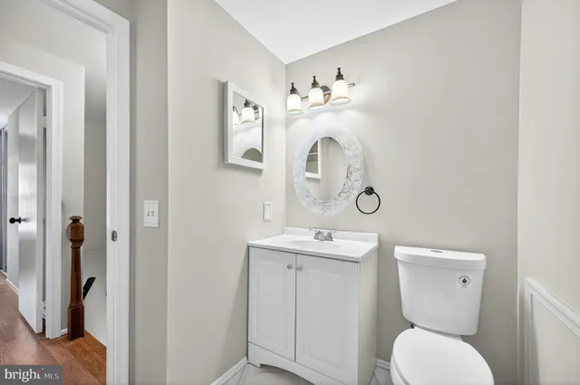 $2,850 | 5808 Bunker Woods Lane, Burke, VA 22015