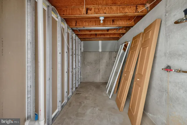 $2,850 | 5808 Bunker Woods Lane, Burke, VA 22015