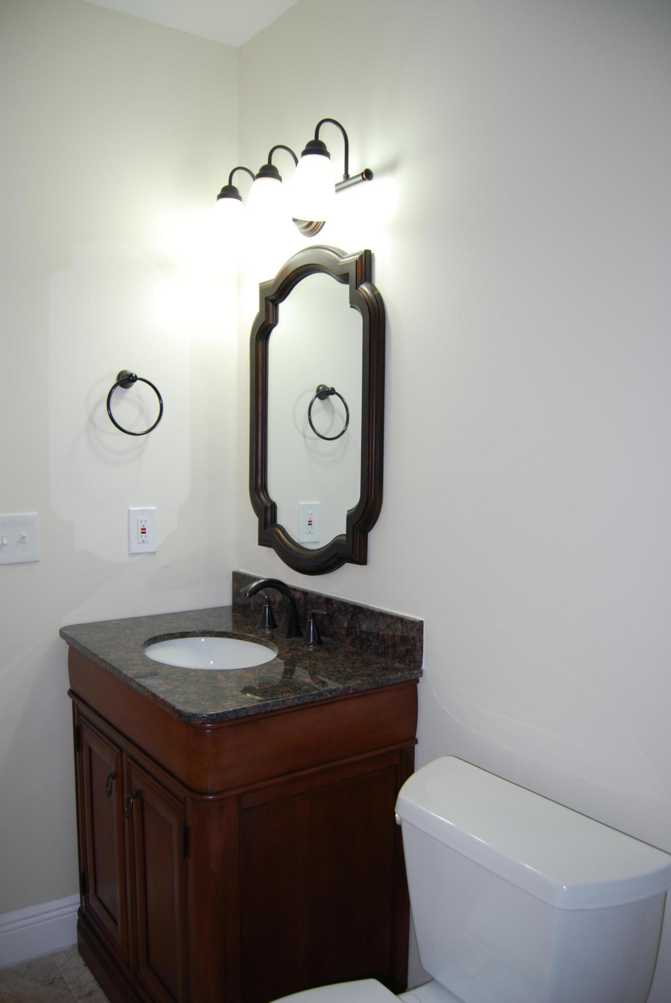 309 3rd Street Jupiter, FL 33458 - Photo 10 of 12 Bathroom