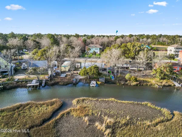 $1,400,000 | 484 Little Kinston Road, Surf City, NC 28445