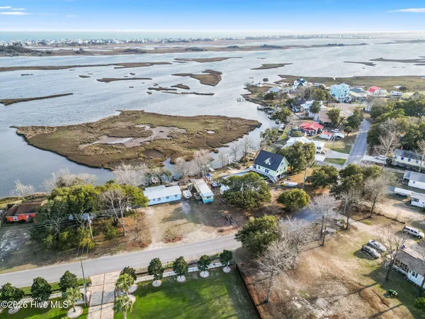 $1,400,000 | 484 Little Kinston Road, Surf City, NC 28445