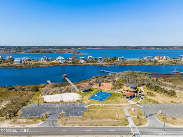$1,400,000 | 484 Little Kinston Road, Surf City, NC 28445