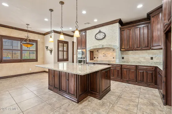 $1,169,000 | 2822 East Constance Way, Phoenix, AZ 85042