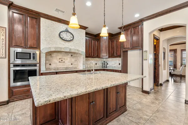 $1,169,000 | 2822 East Constance Way, Phoenix, AZ 85042