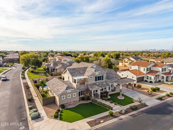$1,169,000 | 2822 East Constance Way, Phoenix, AZ 85042