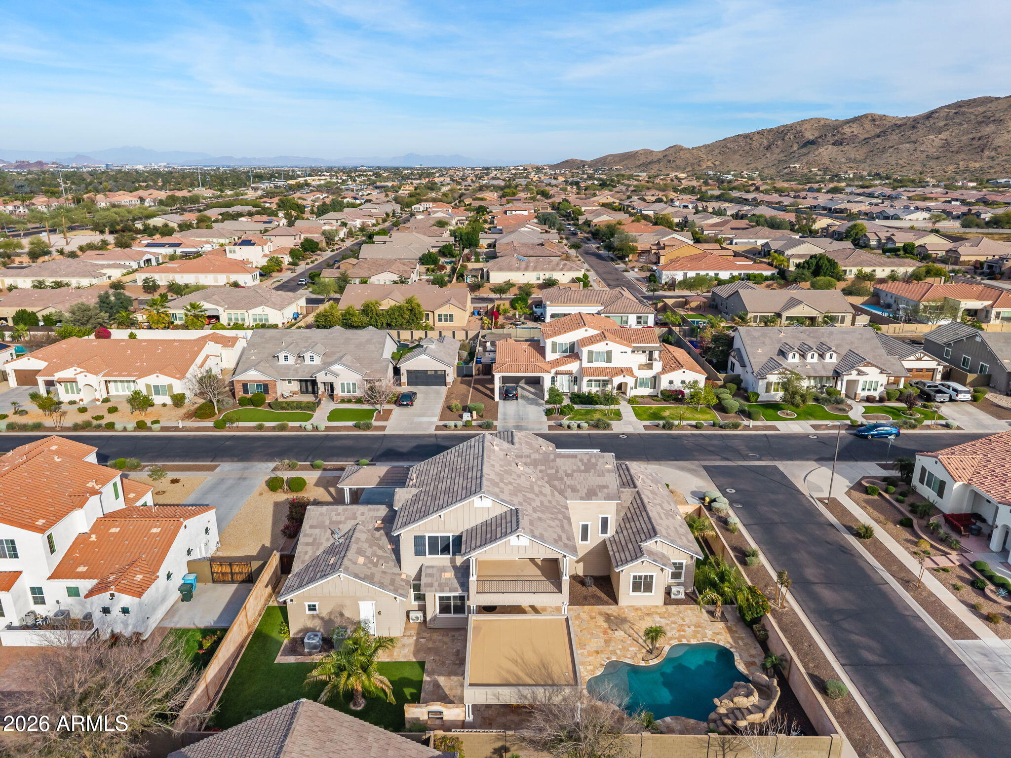 2822 East Constance Way Phoenix, AZ 85042 - Photo 59 of 64 an aerial view of residential building and lake