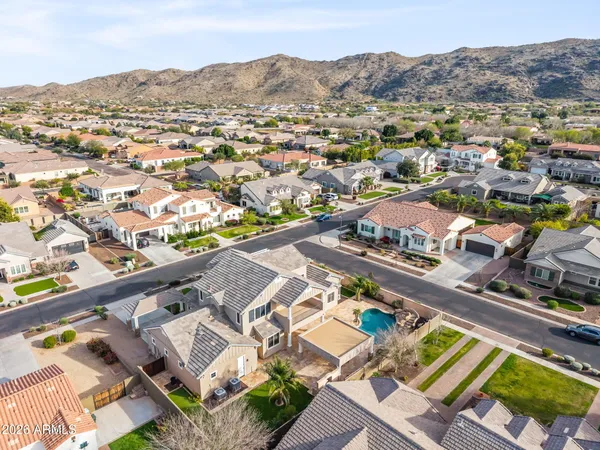 $1,169,000 | 2822 East Constance Way, Phoenix, AZ 85042