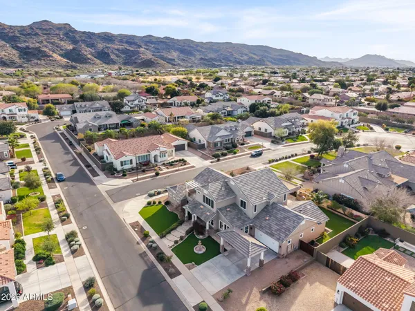 $1,169,000 | 2822 East Constance Way, Phoenix, AZ 85042
