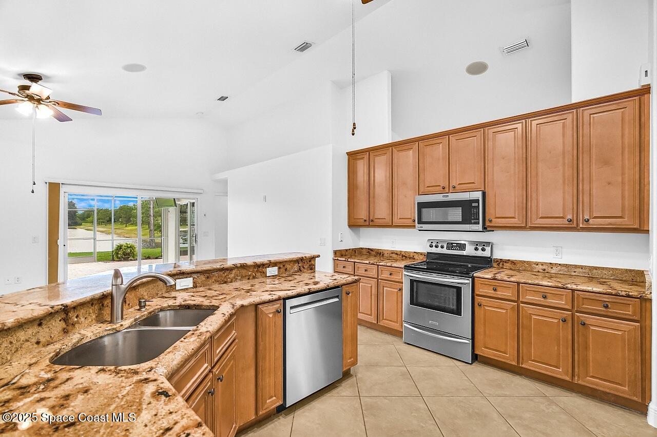 3024 Constellation Drive Melbourne, FL 32940 - Photo 9 of 31 3024-Constellation-Dr-HigMedia-016-1280