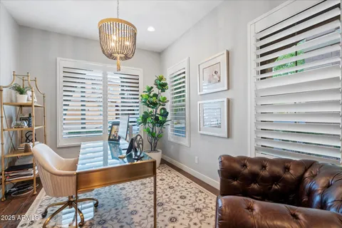 $1,219,000 | 4615 East Navigator Lane, Phoenix, AZ 85050