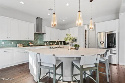 $1,219,000 | 4615 East Navigator Lane, Phoenix, AZ 85050