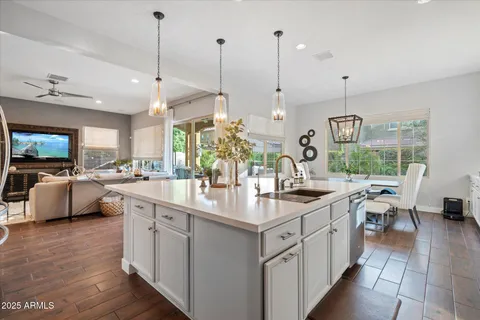 $1,219,000 | 4615 East Navigator Lane, Phoenix, AZ 85050