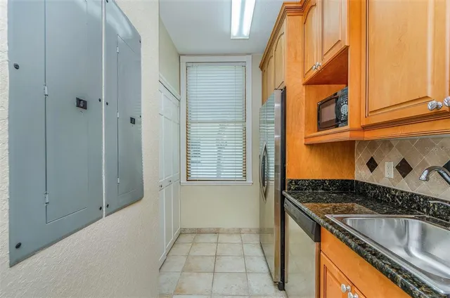 $12,000 | 2053 North Pointe Alexis Drive, Tarpon Springs, FL 34689