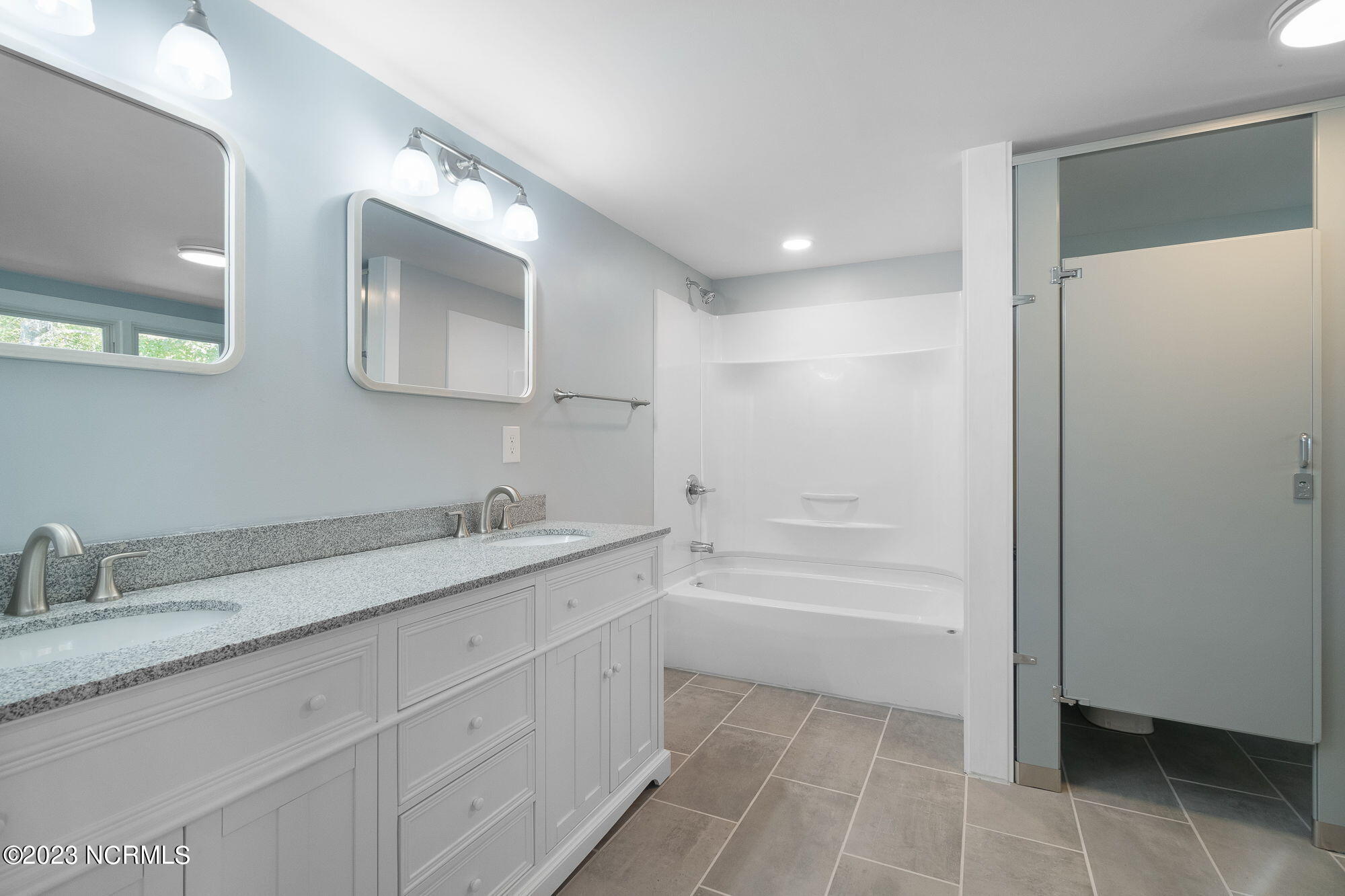 2613 Mayberry Loop Road Morehead City, NC 28557 - Photo 22 of 51 Principal Bath