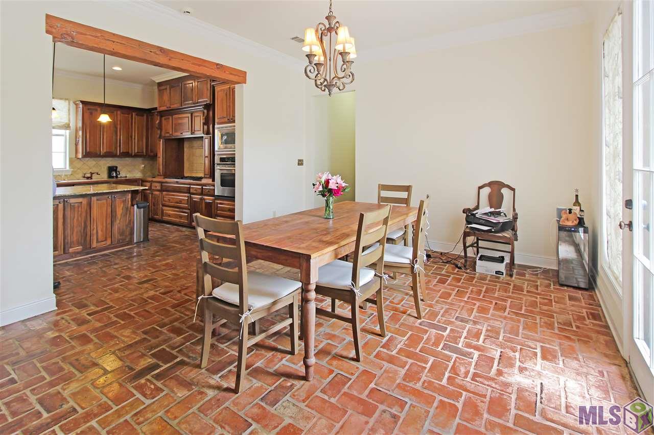 2904 Rue Dauphine Baton Rouge, LA 70810 - Photo 8 of 27