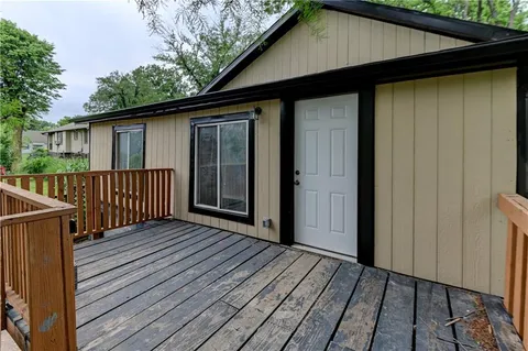 $199,900 | 6120 Elmwood Avenue, Kansas City, MO 64130