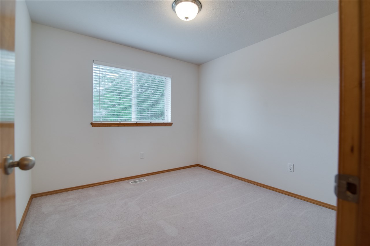 17912 North Lidgerwood Road Colbert, WA 99005 - Photo 6 of 19 Gallery Image 6