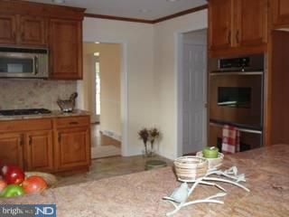 310 North Providence Road Wallingford, PA 19086 - Photo 4 of 6