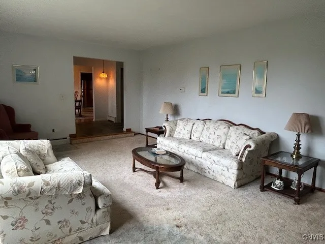 $299,900 | 5962 Sugarbush Drive, LaFayette, NY 13159