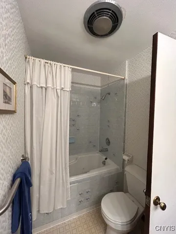 $299,900 | 5962 Sugarbush Drive, LaFayette, NY 13159