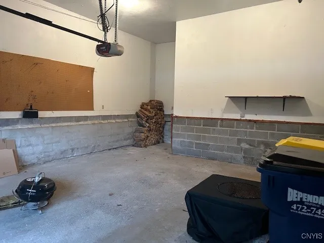 $299,900 | 5962 Sugarbush Drive, LaFayette, NY 13159