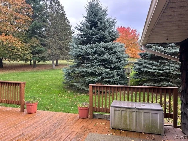 $299,900 | 5962 Sugarbush Drive, LaFayette, NY 13159