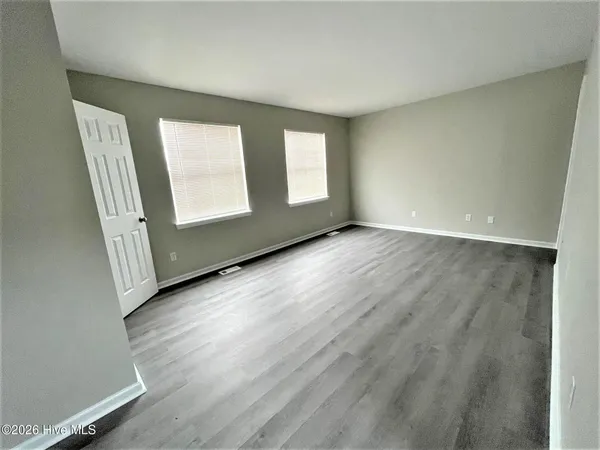 $1,300 | 107 Villa Drive, Jacksonville, NC 28546