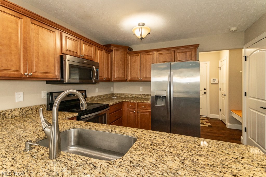 1505 Holmden Road South Euclid, OH 44121 - Photo 9 of 30