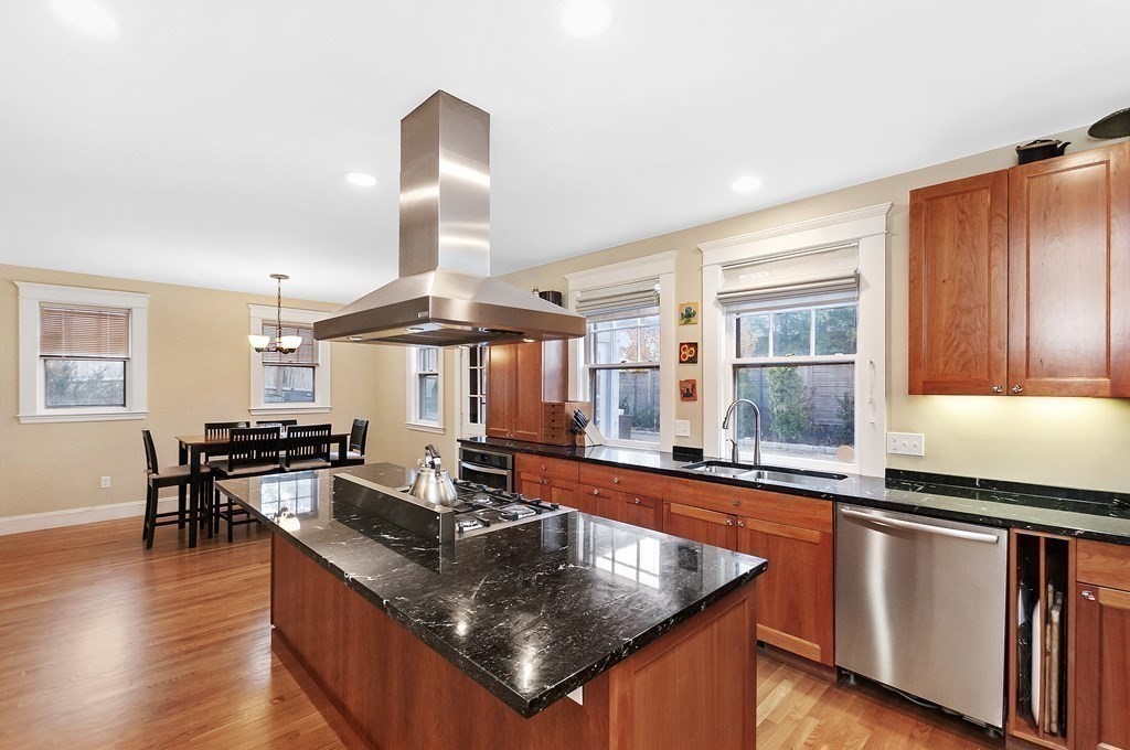 54 Bonad Road Newton, MA 02465 - Photo 16 of 36