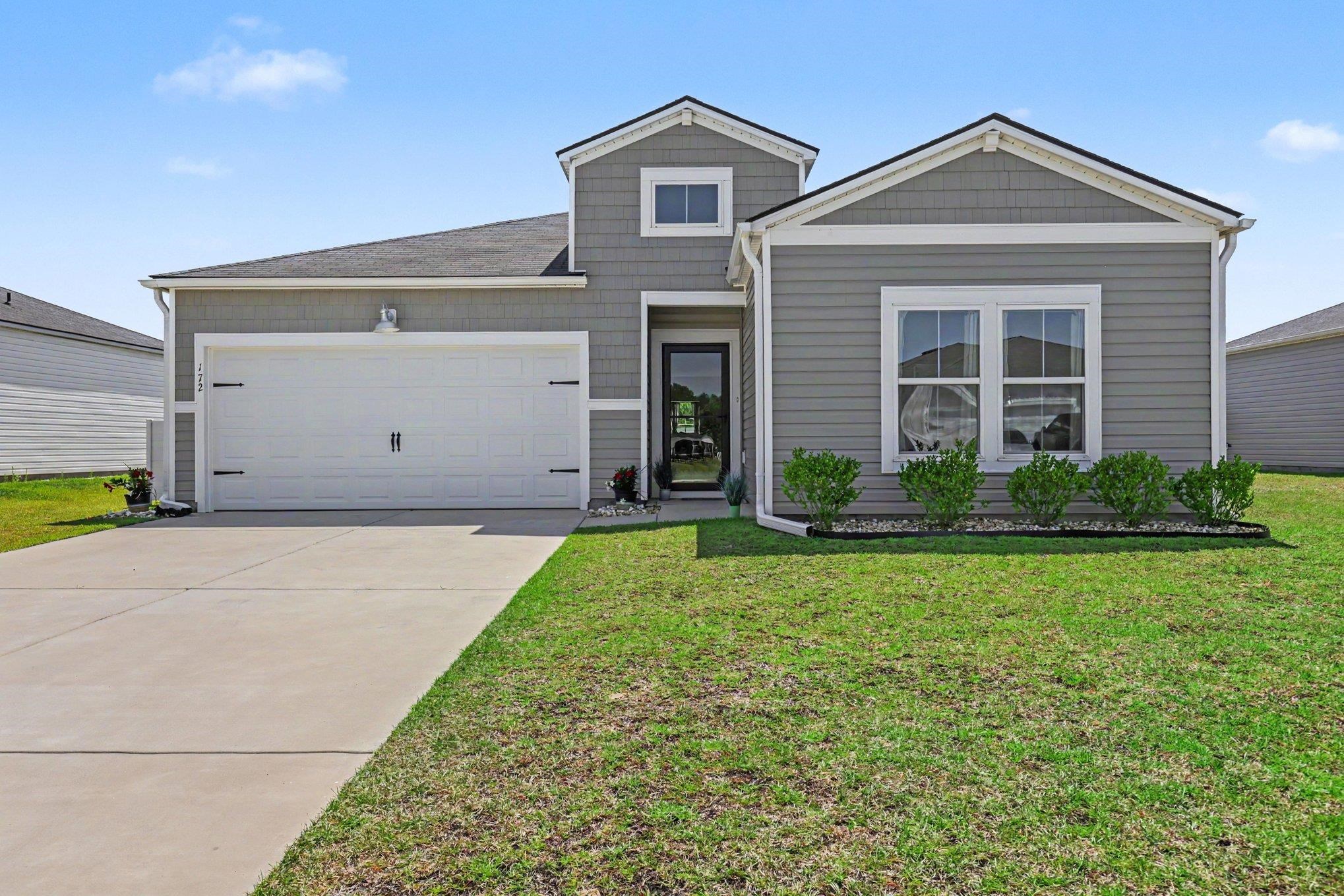 172 Fox Rae Drive Conway, SC 29526 - Photo 2 of 45