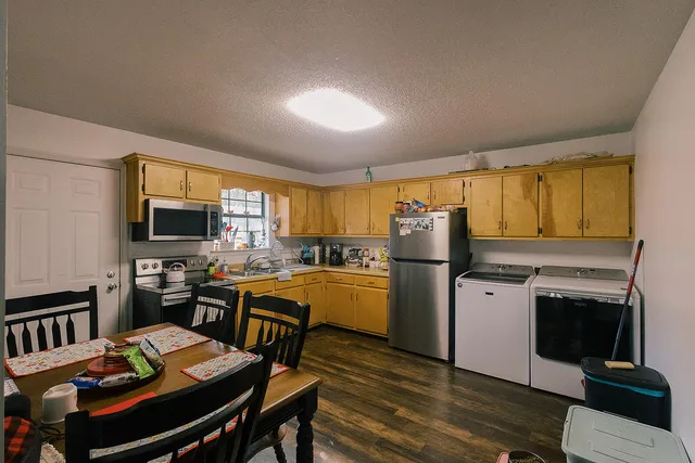 $305,000 | 117 Shadowrock Drive, Tunnel Hill, GA 30755