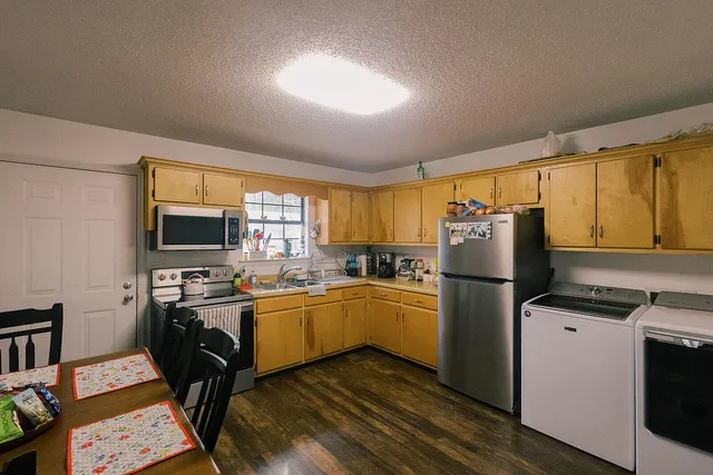 $305,000 | 117 Shadowrock Drive, Tunnel Hill, GA 30755